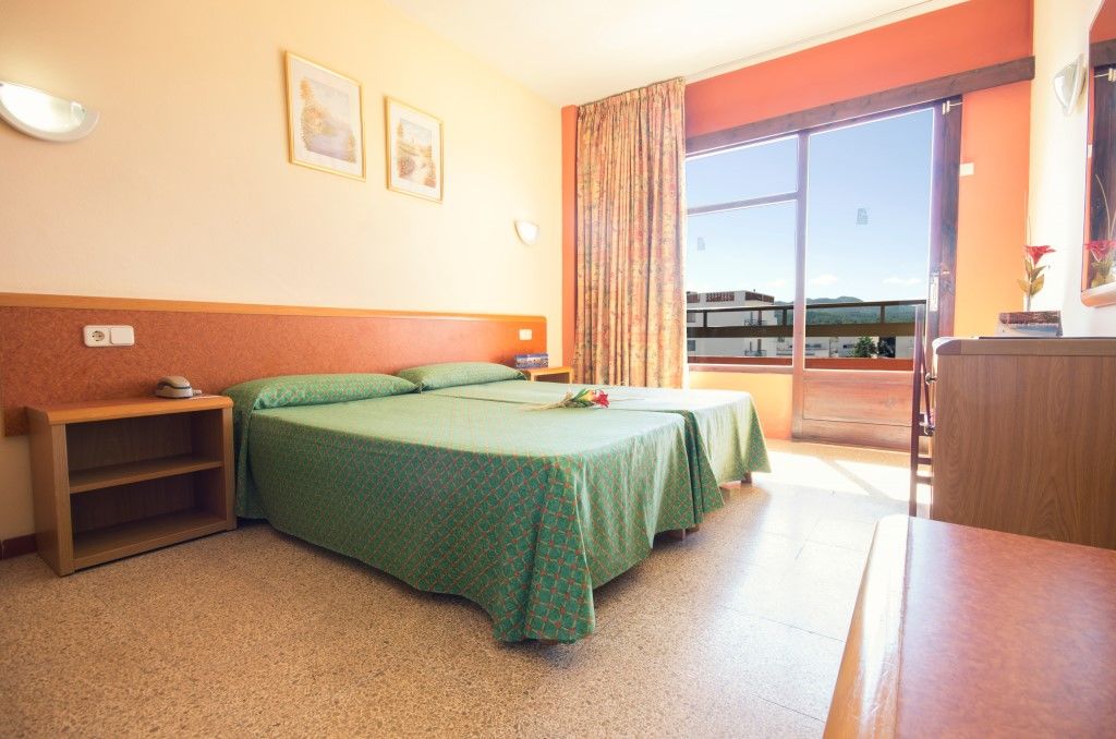 Azuline Hotel S'Anfora & Fleming (Adults Only) San Antonio  Buitenkant foto